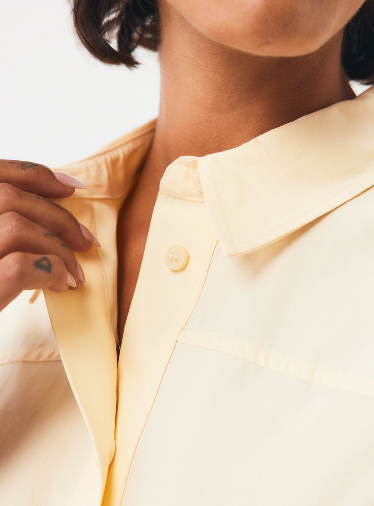 Light Yellow Poplin Sleeveless Relaxed Shirt 12 - Image 3 thumbnail